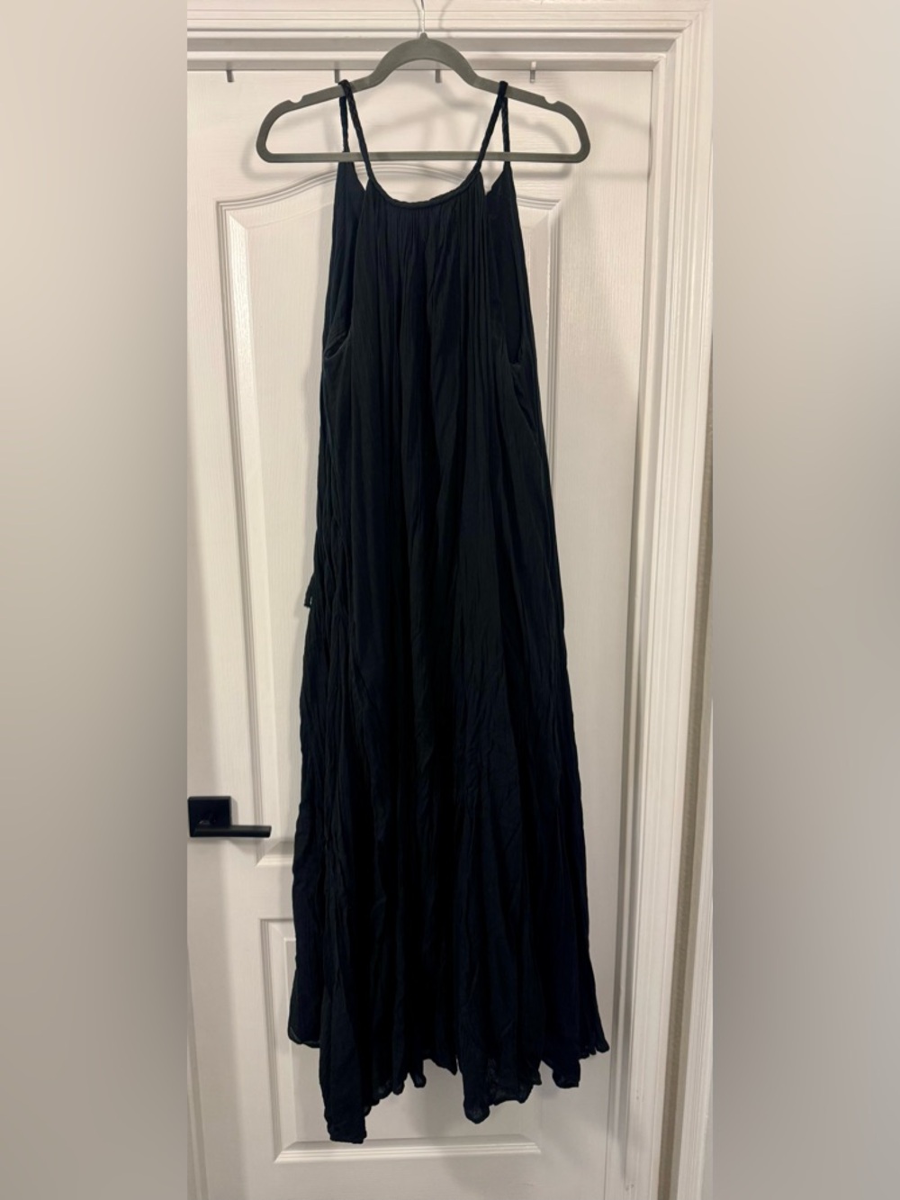 Elan Maxi Dress with Pockets - Black - Picture 2 of 13